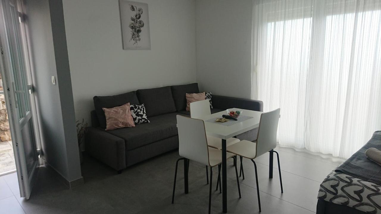 Studio Apartman Kastav Hill Buitenkant foto